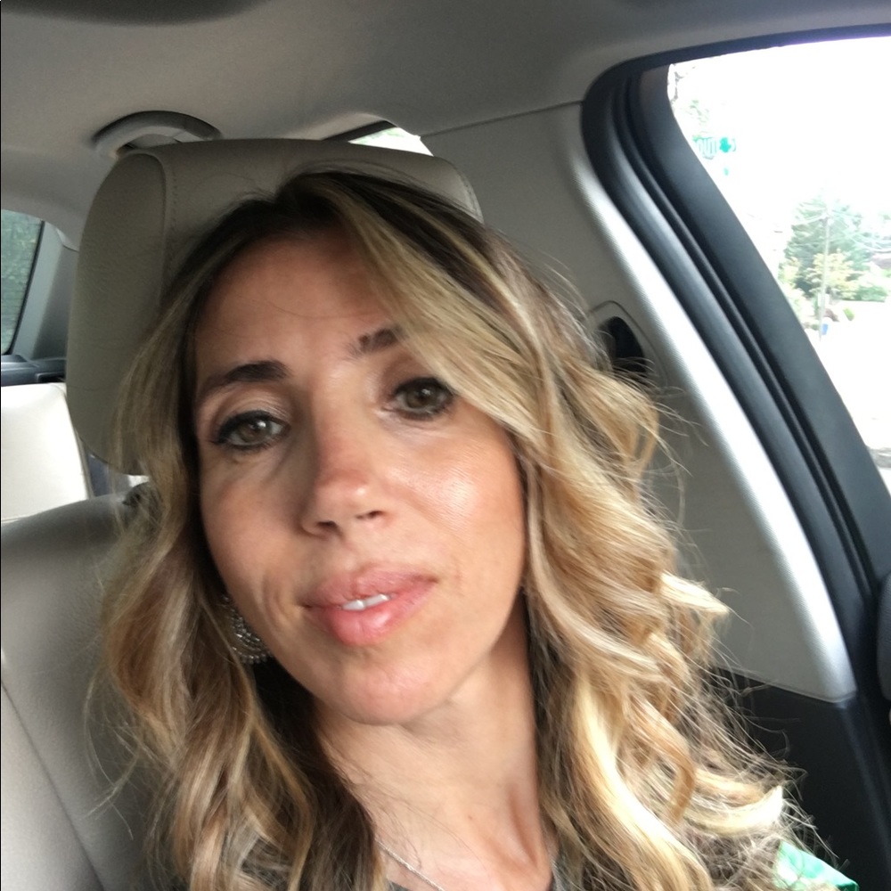 Meet your Posher, Pinar